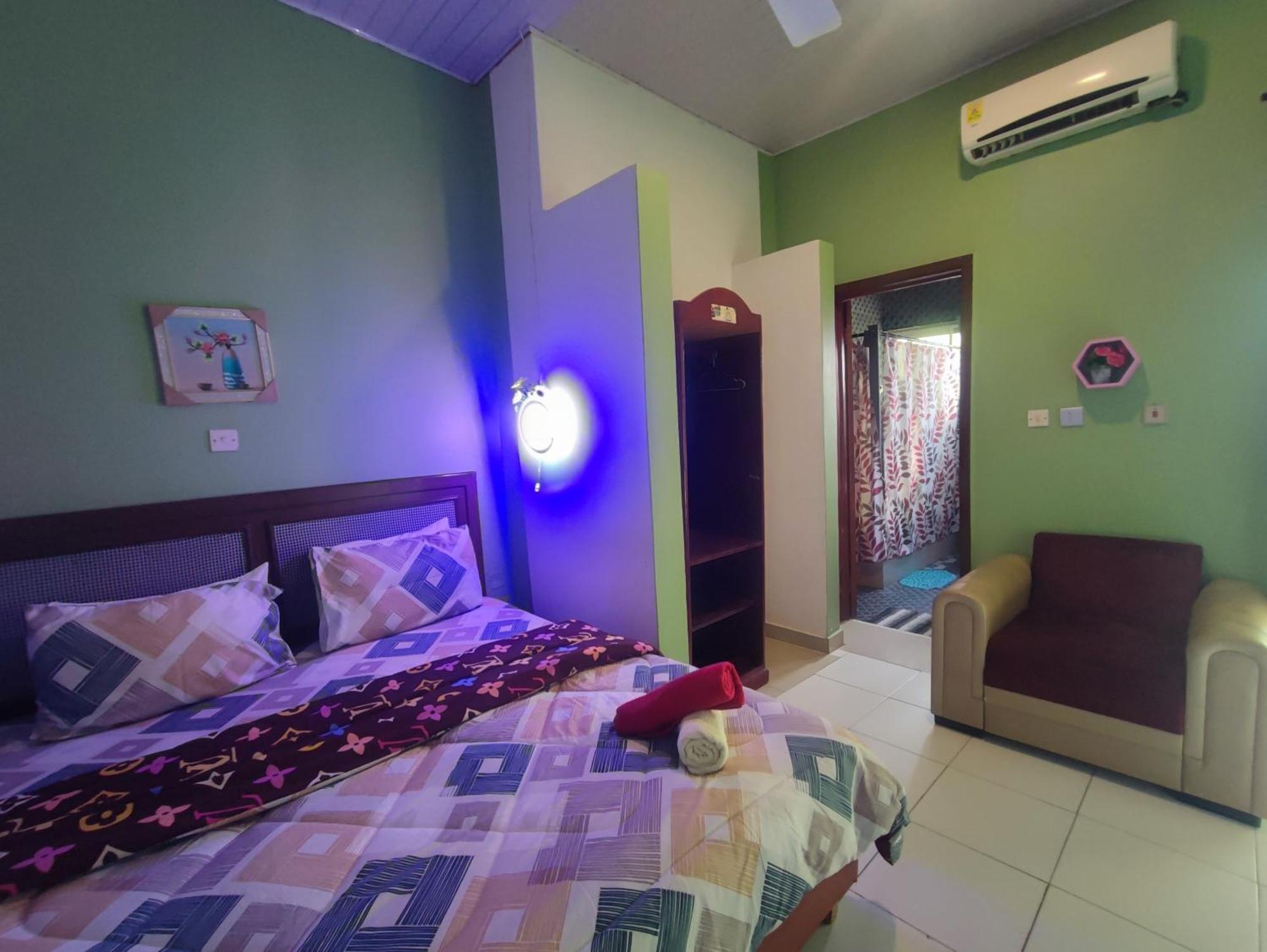 Ellisa Hospitality And Spa Hotel Accra Exterior photo